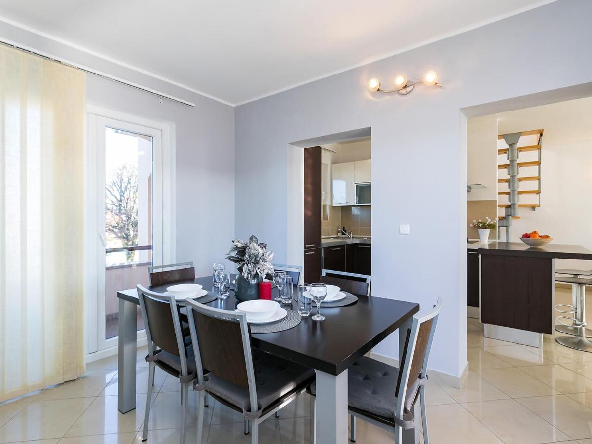 Holiday Appartment Tessa 포레치 외부 사진